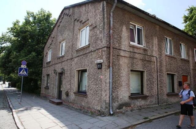 Dėl Bastionų tilto aukos namą