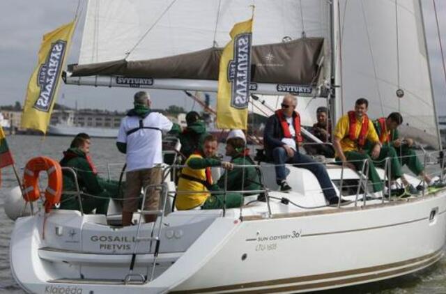 Rinktinės krepšininkai plaukiojo jachtomis