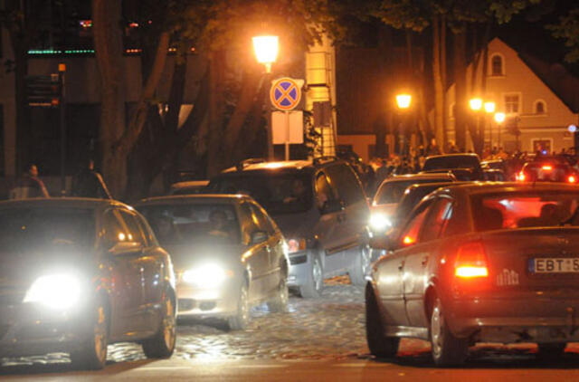 Apšvietimo sistemai nori pridėti proto