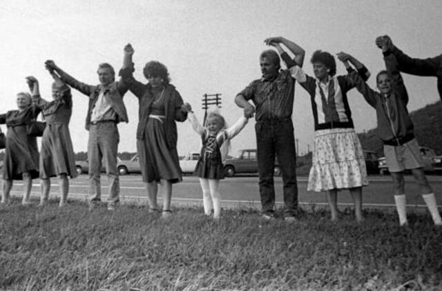 Baltijos kelio vaikai: mes įgyvendinsime praeities kartų lūkesčius