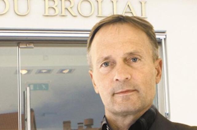 Elito madų pardavėjas naktį leido policijoje