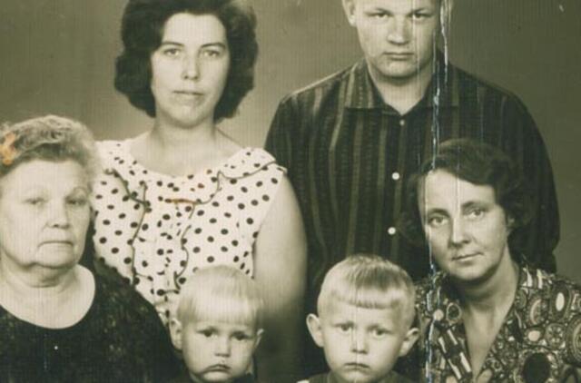 Klaipėdos akvarelės: namai ir žmonės (349)