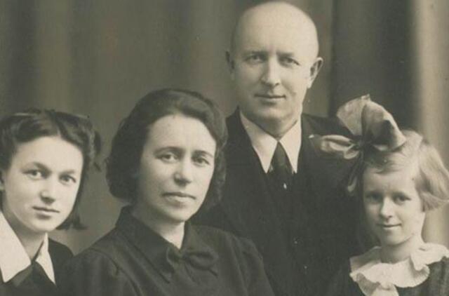 Klaipėdos akvarelės: namai ir žmonės (352)