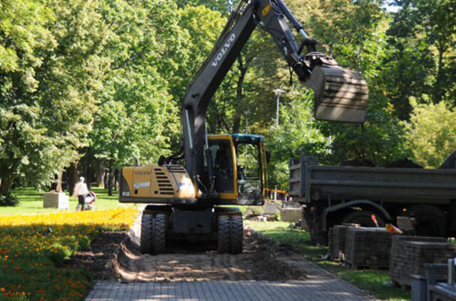 Skulptūrų parke - rekonstrukcijos darbai