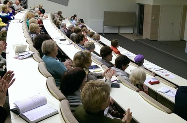 Uostamiesčio senjorai vėl kibs į studijas