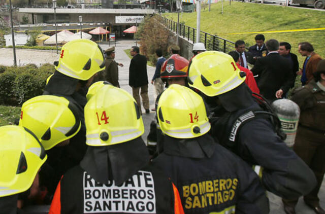 Čilės sostinėje sprogus bombai sužeisti aštuoni žmonės