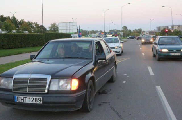 Girtus jaunuolius teko parsivežti mamai