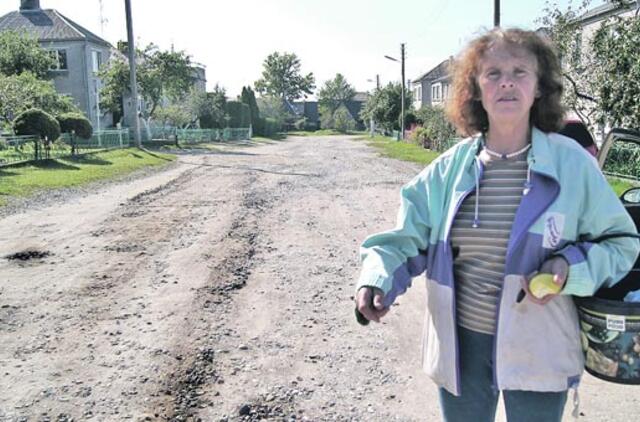 "Jei, neduok Dieve, sulauktume rusų tankų, Ąžuolų gatve jie nepravažiuotų…“