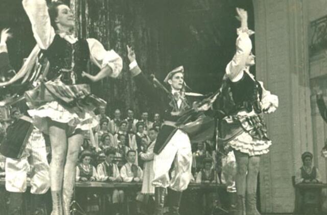 Klaipėdos akvarelės: namai ir žmonės (354)