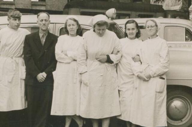 Klaipėdos akvarelės: namai ir žmonės (355)