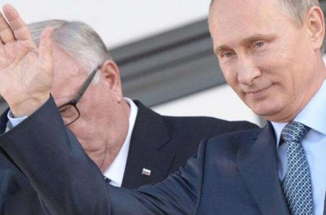 Rusija apkaltino JAV Ukrainos karo rėmimu