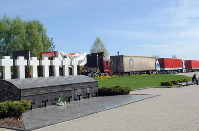 Teismas toliau nagrinės Medininkų žudynių bylą