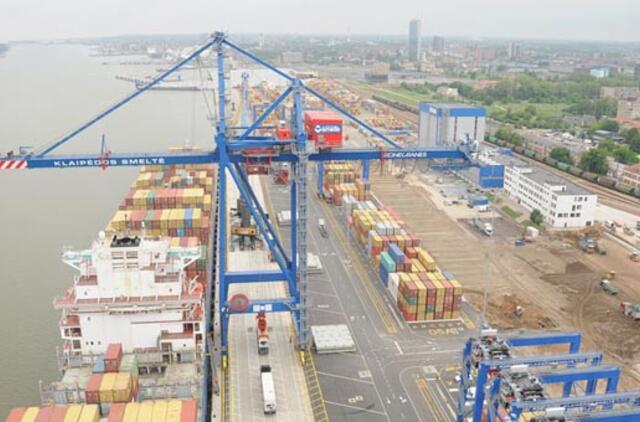 Ateitis - "Post Panamax" klasės uostas