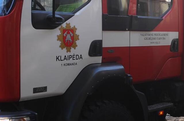 Klaipėdos rajone užsidegė namas