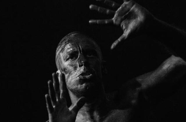 Vidas Bareikis pristato naują vaizdo klipą ir ruošia "piktesnę" koncertinę programą