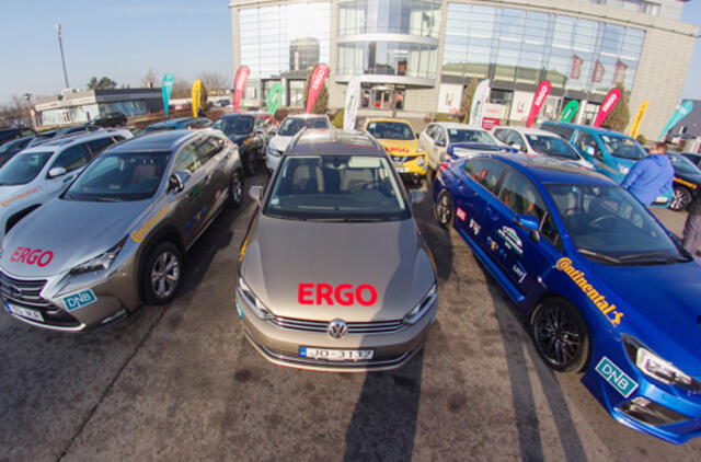 Į "Metų automobilio 2015" karūną - 30 pretendentų