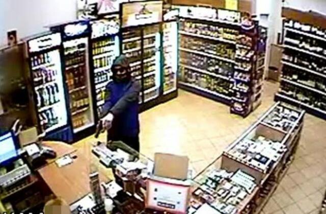 Ieškoma įtariamojo ginkluotu plėšimu