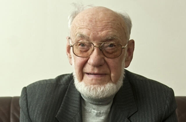 Mirė prof. Vladas Stauskas