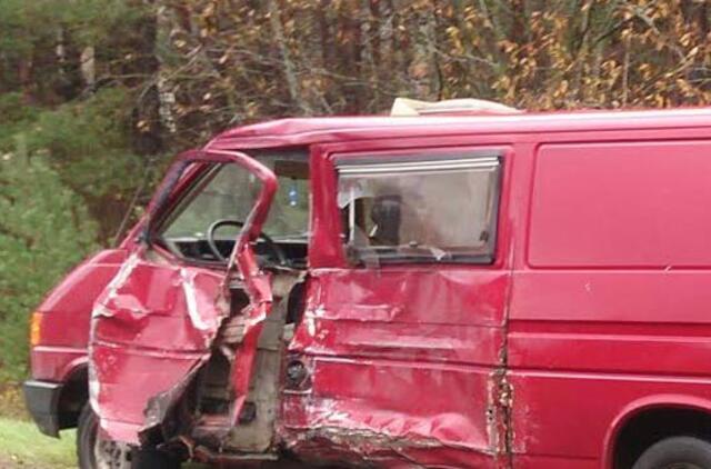 Per avariją vairuotojas neteko dantų