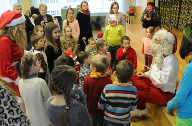 Dovanėlės, sušildytos “liūčių” širdimis ir viltimi