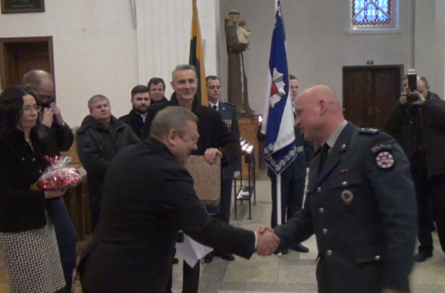 Klaipėdos policininkams įteiktos "Angelo sargo kalėdinės dovanos"