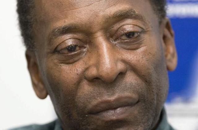 Legendinis futbolininkas Pelė sveiksta