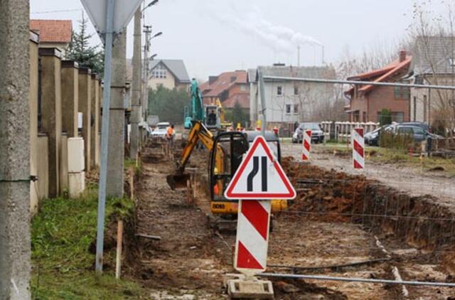 Rokiškio gatvėje - nelegalios tvoros