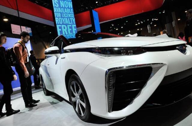 Automobilių pramonės laukia geri laikai ir vandenilio amžius