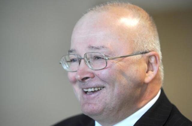 Dėl galimo šališkumo prašoma nušalinti VRK pirmininką Zenoną Vaigauską