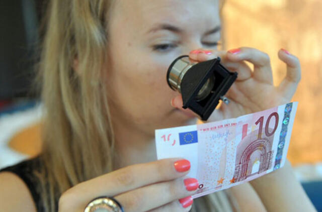 Klaipėdoje vėl aptikta galimai padirbtų eurų