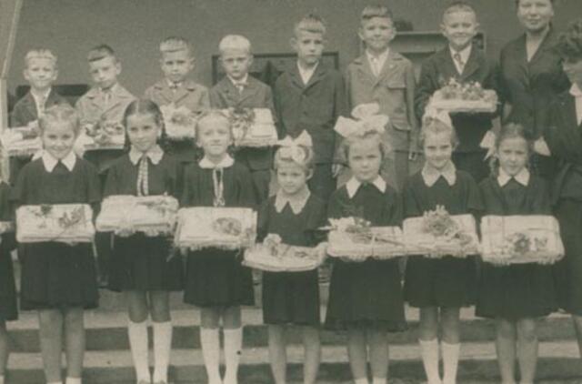 Klaipėdos akvarelės: namai ir žmonės (374)