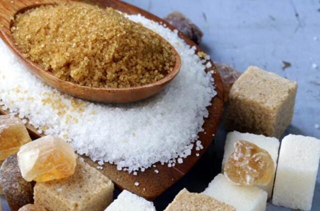 Kuris cukrus yra mažiau kenksmingas: rudas nerafinuotas ar baltas?
