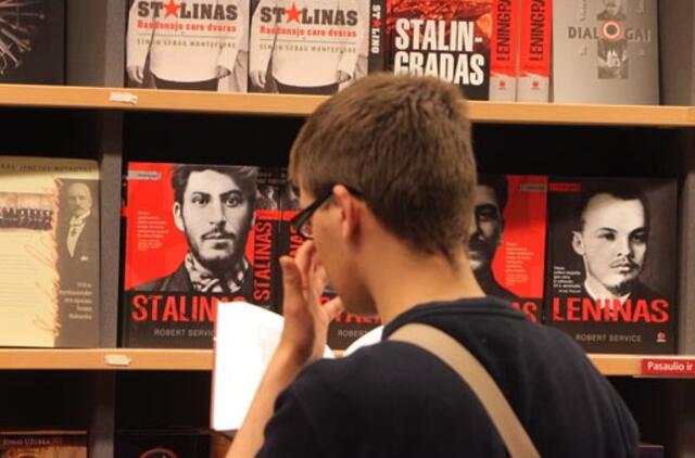 Marius Burokas: trys negalimo gyvenimo atvejai (knygų apžvalga)