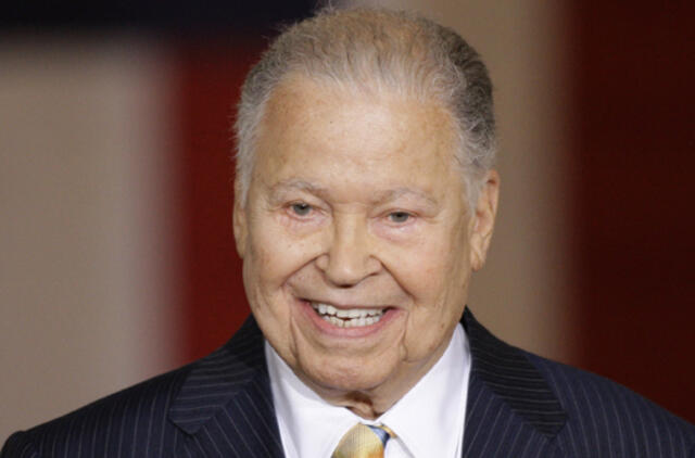 Mirė pirmasis JAV senatoriumi išrinktas afroamerikietis