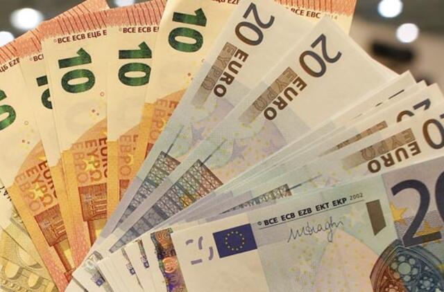 Pensininkė neteko 4 tūkstančių eurų