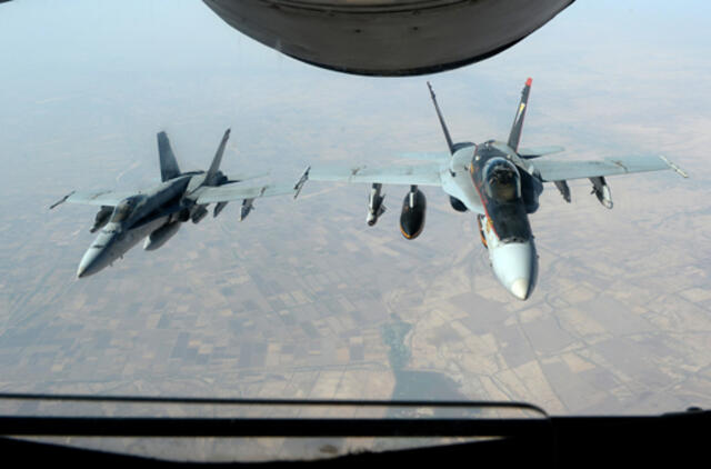 Pentagonas pripažino, kad per oro antskrydžius prieš IS pozicijas galėjo žūti ir civilių