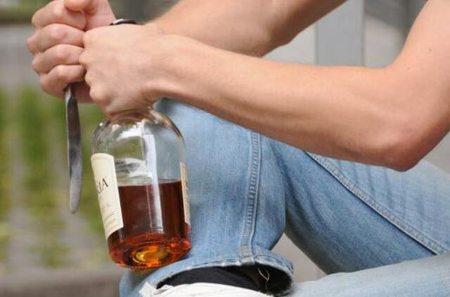 Sugėrovas perdūrė kaklą