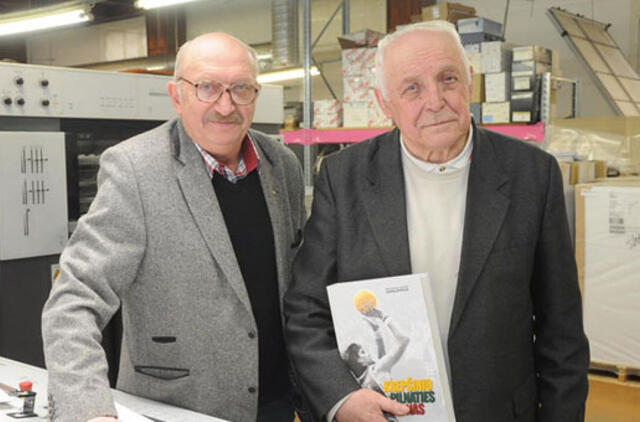 Auksinis kamuolys Vilniaus mugei paruoštas Klaipėdoje