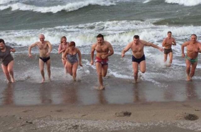 Dėl rinkėjų malonės - į ledinę jūrą