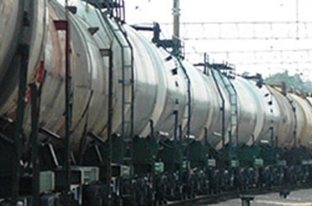 "Lietuvos geležinkeliai" į viešumą kelia "Orlen Lietuvos" finansines problemas