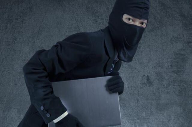 Parduotuvėje pagrobė kompiuterį ir pabėgo