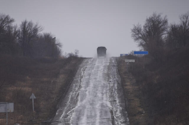 Rytų Ukrainoje autobusui pervažiavus sprogmenį žuvo 4 žmonės
