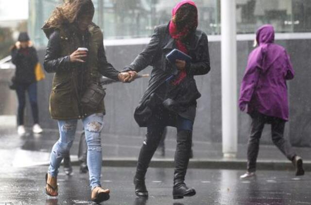 Australija: audros aukomis tapo mažiausiai trys žmonės