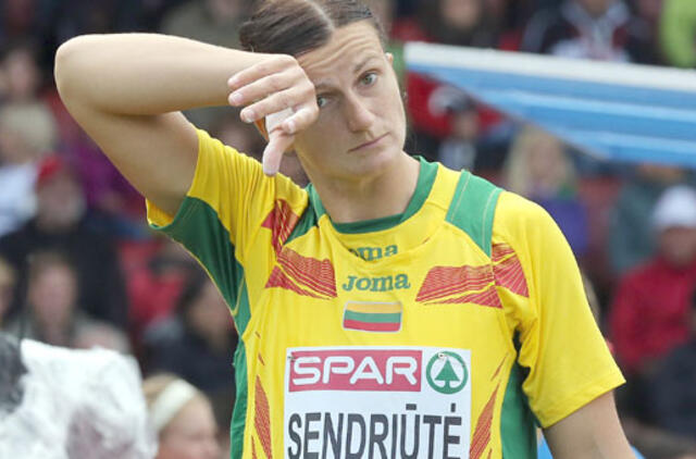 Prokurorai: lengvaatletė dėl avarijos nekalta