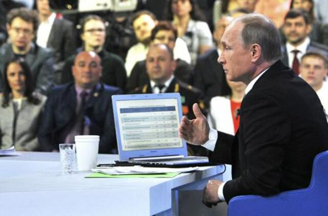 Vladimiras Putinas: Rusijai nebaisios jokios grėsmės