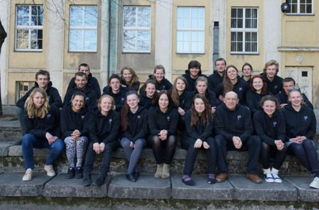 Būti teatre - kito plano aktoriai neturi