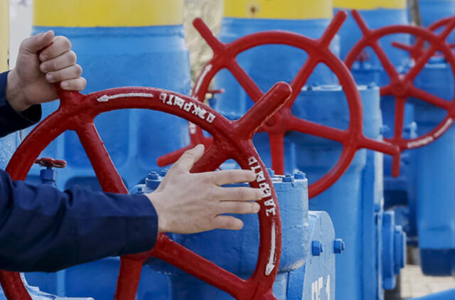 "Gazprom" patvirtino gavęs iš "Naftogaz" 32 mln. dolerių išankstinio apmokėjimo už dujas