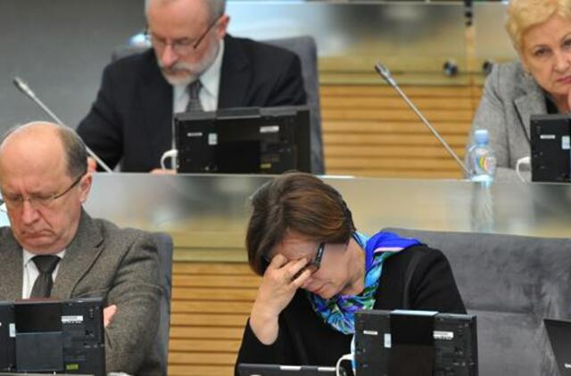 Konservatoriai siūlo atidėti Vyriausybės veiklos ataskaitos svarstymą