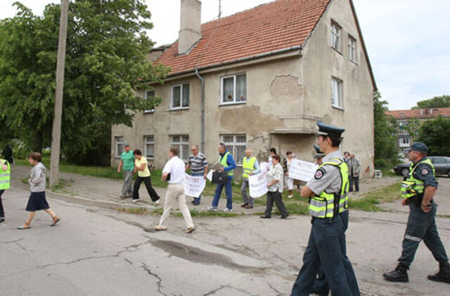 Nemuno gatvės gyventojai vėl žada gultis ant bėgių