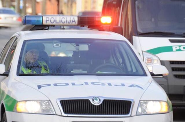 Pareigūnų automobiliai - aukcione